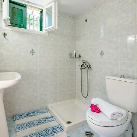 Apartament Poppy I